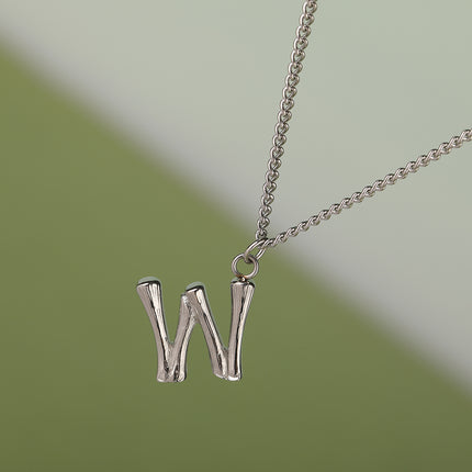 Collar Casual De Acero Inoxidable Sencillo Con Colgante Elemento De Letra W Grande De Moda