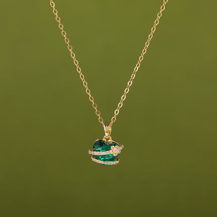 Collar Con Colgante De Corazón De Circón Verde De Acero Inoxidable De Lujo Ligero De Moda