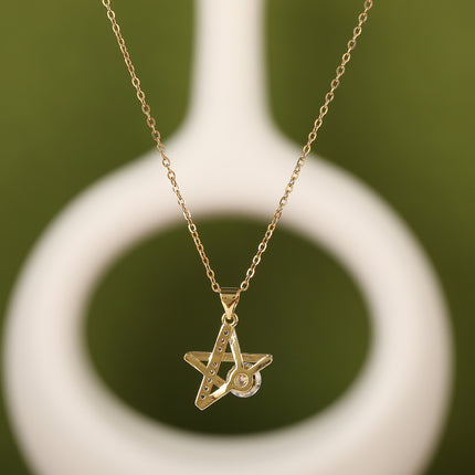 Collar Con Colgante De Estrella Hueca De Cobre Con Diamantes De Imitación Versátil