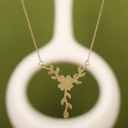 Collar De Acero Inoxidable Con Colgante De Flor Verde De Cuatro Hojas De Diamante De Lujo Ligero