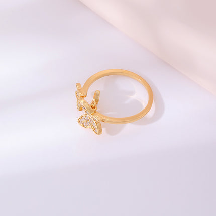 Anillo Con Diseño De Mariposa Y Diamantes De Zirconia En Cobre Chapado En Oro 14K