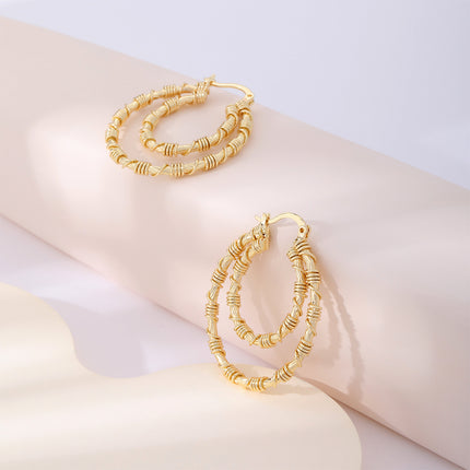Aretes De Doble Capa Con Diseño De Bambú En Color Dorado