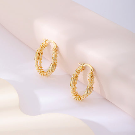 Aretes De Aro Ovalado Con Detalles De Cobre Enrollado, Estilo Moderno