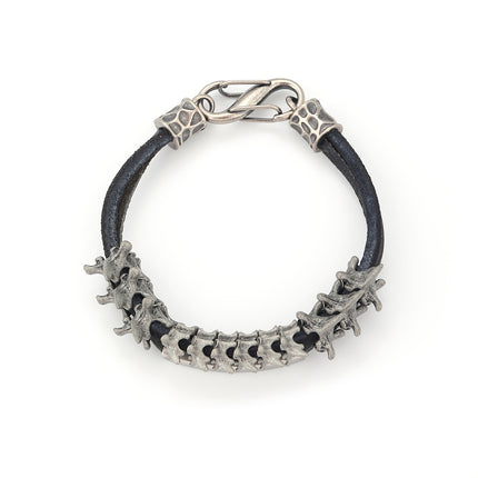 Pulsera De Cuero PU De Doble Capa Con Detalle De Hueso Y Acero