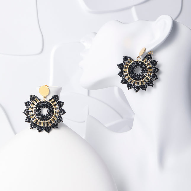 Aretes Largos Bohemios Con Flor Tejida De Cuentas Negras, Acero Inoxidable