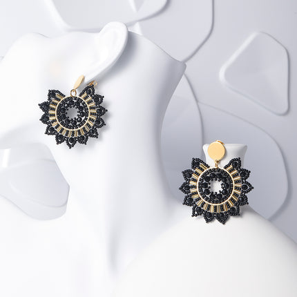 Aretes Largos Bohemios Con Flor Tejida De Cuentas Negras, Acero Inoxidable