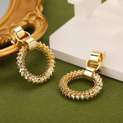 Aretes Cobre En Oro 18K Redondos Con Diseño De Espinas, Estilo Audaz