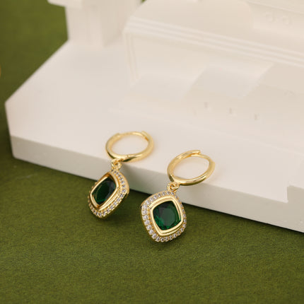 Aretes Vintage Con Colgante De Zirconia Verde En Cobre Bañado En 18K