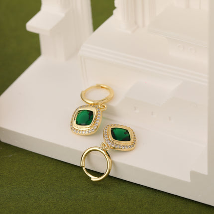 Aretes Vintage Con Colgante De Zirconia Verde En Cobre Bañado En 18K