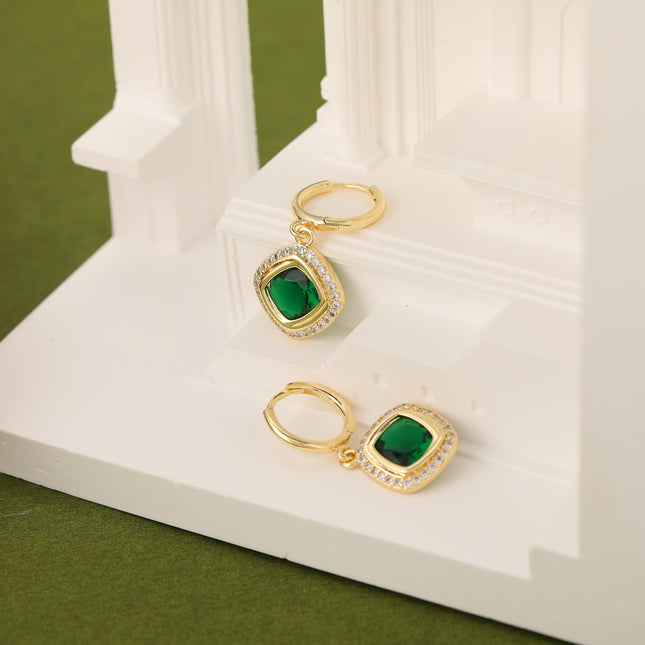 Aretes Vintage Con Colgante De Zirconia Verde En Cobre Bañado En 18K