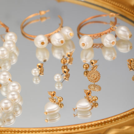 Aretes De Corazón Con Perlas Diseño En Aleación Elegante Set