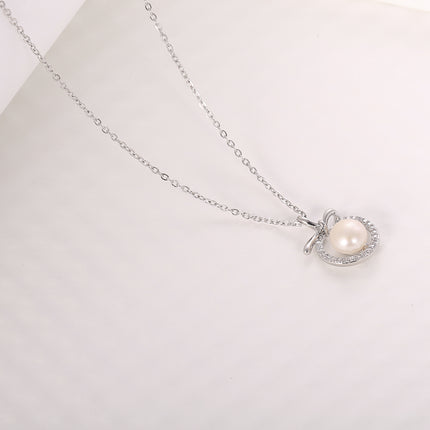 Collar Con Perla Rodeada De Circonitas Sencillo, Cobre Baño de Oro 14K