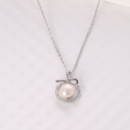 Collar Con Perla Rodeada De Circonitas Sencillo, Cobre Baño de Oro 14K
