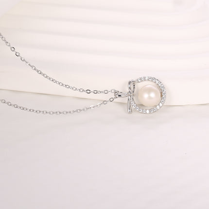 Collar Con Perla Rodeada De Circonitas Sencillo, Cobre Baño de Oro 14K