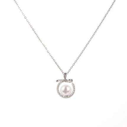 Collar Con Perla Rodeada De Circonitas Sencillo, Cobre Baño de Oro 14K