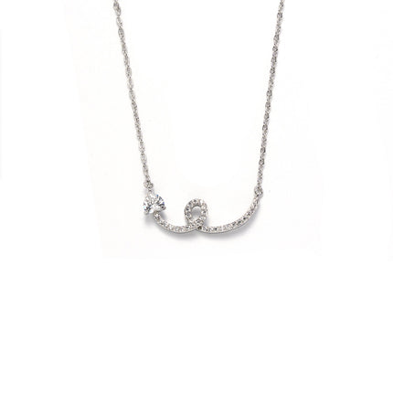 Collar En Dije Forma De Corazón Y Serpiente Incrustado Con Circonitas