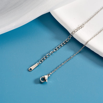 Collar De Luna Con Colgante De Cola De Pez Y Circonitas Estilo Elegante