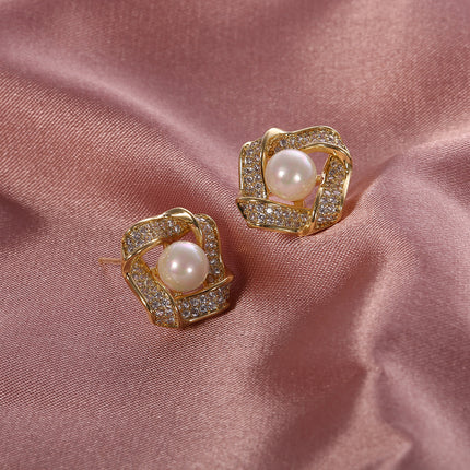 Aretes De Perlas Cobre chapado 14K En Diseño Geométrico Irregular Elegante