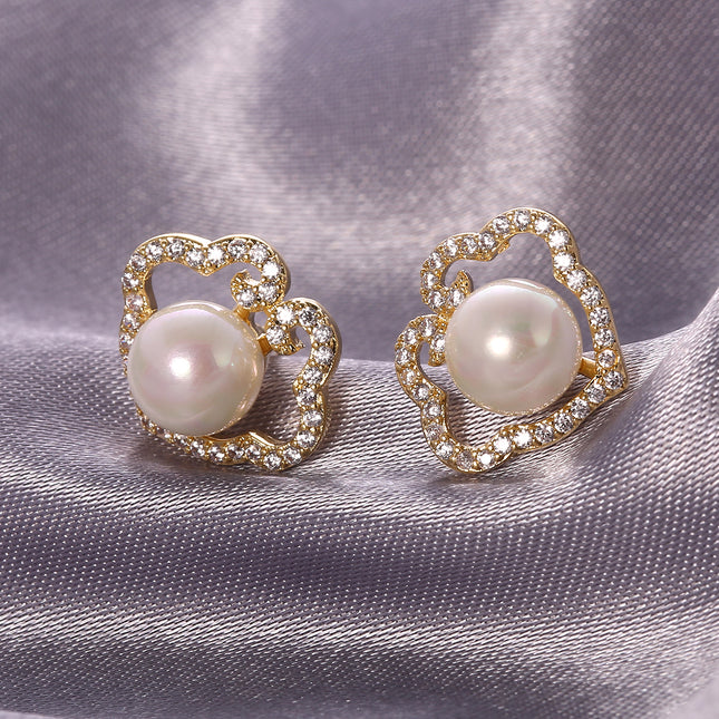 Aretes de Cobre Chapado En 14K Con Diseño Irregular Y Perlas Envuelto