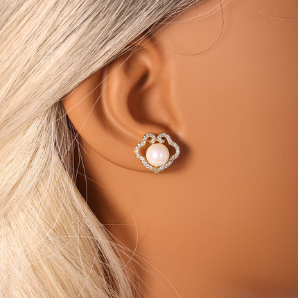 Aretes de Cobre Chapado En 14K Con Diseño Irregular Y Perlas Envuelto