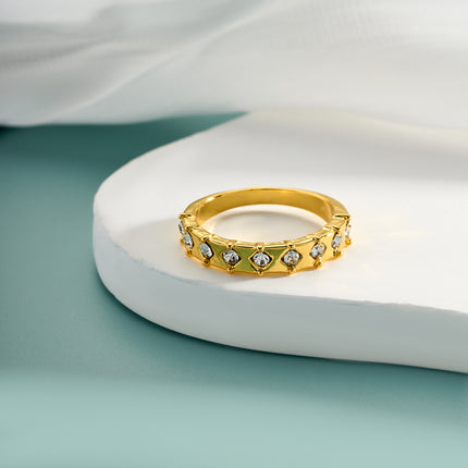 Juego De Anillos Con Incrustaciones De Diamantes Y Moda De Aleación Chapado En Oro 14K