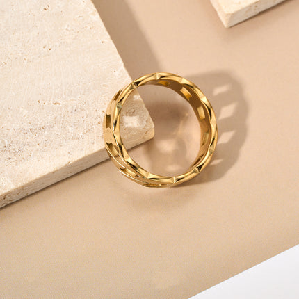 Anillo Con Diseño De Cadena Calada Y Hueco De Acero Inoxidable Chapado En Oro 14K
