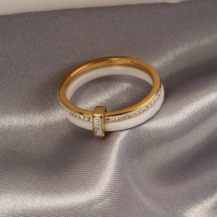 Anillo Con Diseño De Cerámica Y Diamantes Zirconia En Acero Inoxidable Chapado En Oro 18K
