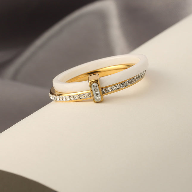 Anillo Con Diseño De Cerámica Y Diamantes Zirconia En Acero Inoxidable Chapado En Oro 18K