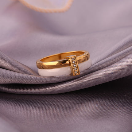 Anillo Con Diseño De Cerámica Y Diamantes Zirconia En Acero Inoxidable Chapado En Oro 18K