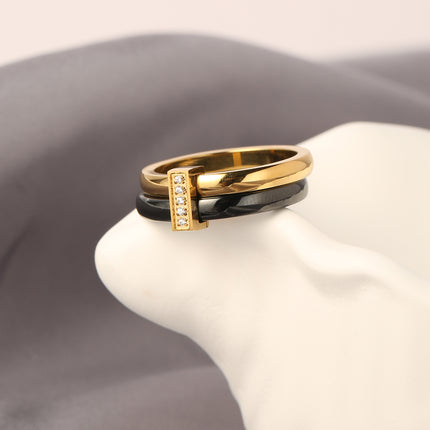 Anillo Con Diseño De Cerámica Y Diamantes Zirconia En Acero Inoxidable Chapado En Oro 18K