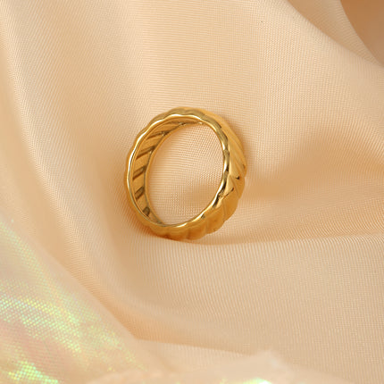 Anillo De Moda Con Diseño Patrón De Neumático En Acero Inoxidable Chapado En Oro 18k