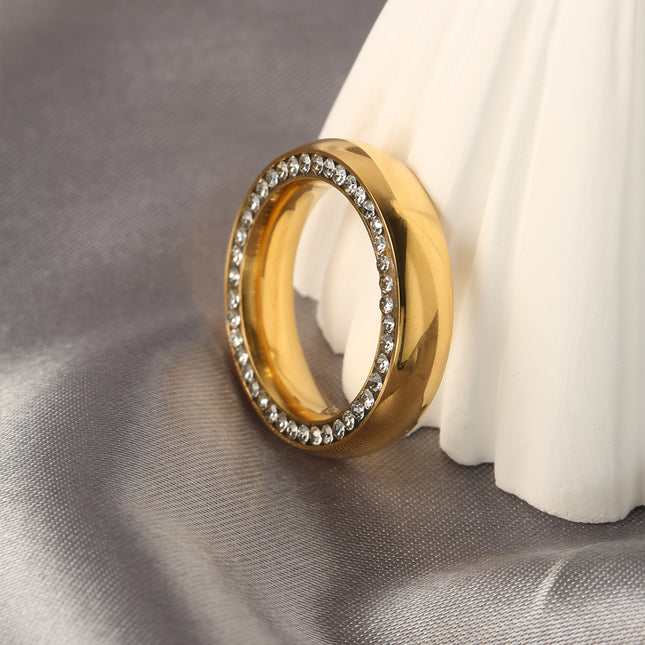 Anillo Con Diseño Exclusivo De Diamantes En Acero Inoxidable Chapado En Oro 14K