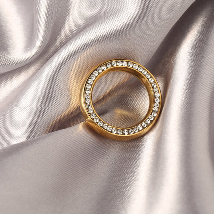 Anillo Con Diseño Exclusivo De Diamantes En Acero Inoxidable Chapado En Oro 14K