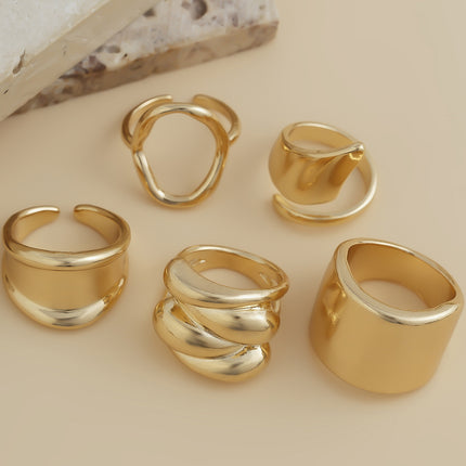 Juego De Anillos Con Diseño Irregular Sencillo De Aleación Chapado En Oro 14K