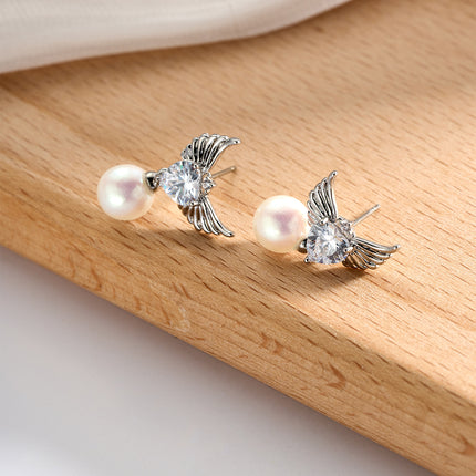 Aretes De Perla Elegante Pendientes De Ala De Ángel Con Corazón De Zirconia