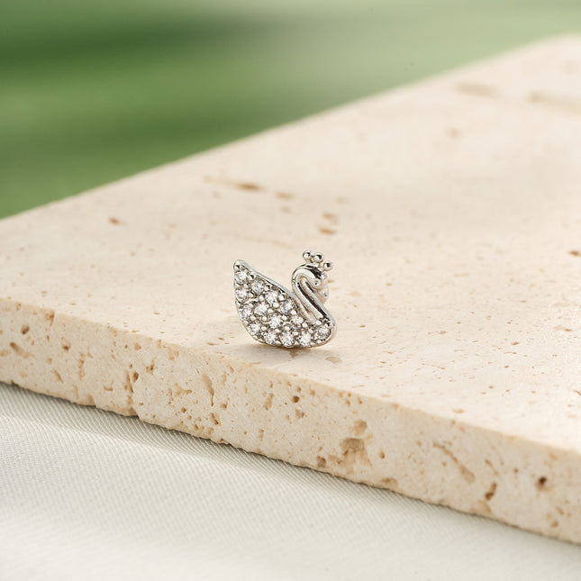 Piercing Clavo De Hueso Del Oído Plateado Con Diseño De Cisne Y Zirconias
