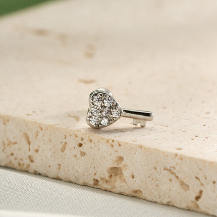Piercing Clavo De Hueso Del Oído Llave Con Corazón Y Zirconia De Cobre