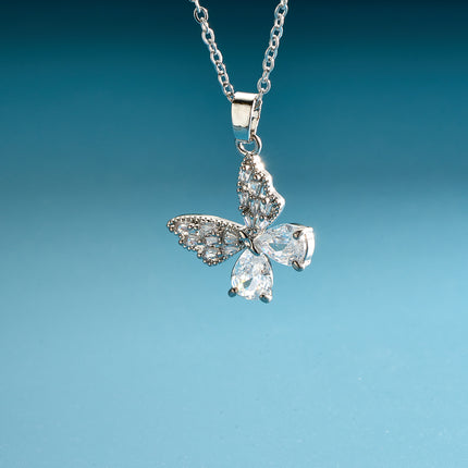 Collar De Estilo Palaciego Con Colgante De Mariposa De Circón De Moda De Acero Inoxidable