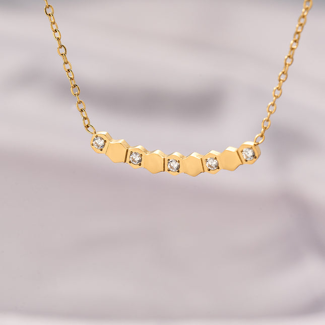 Collar De Acero Inoxidable Con Colgante De Panal De Diamantes De Moda Para Mujer