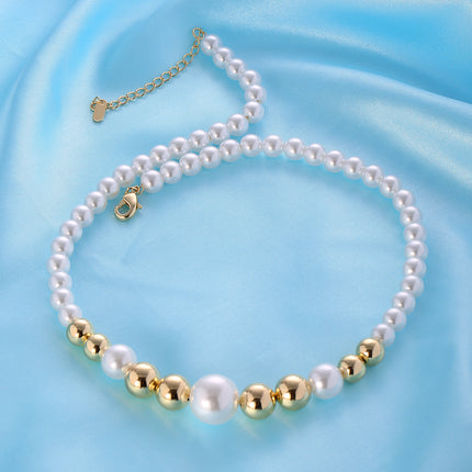 Collar De Perlas Sintéticas Con Detalles En Cuentas De Cobre Chapadas En 14K