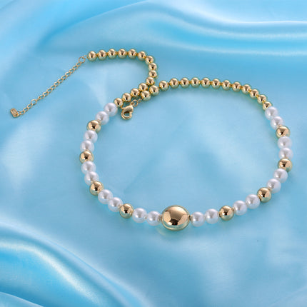 Collar De Perlas Sintéticas Y Cuentas De Cobre Chapadas En Oro 14K Elegante