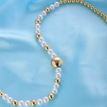 Collar De Perlas Sintéticas Y Cuentas De Cobre Chapadas En Oro 14K Elegante