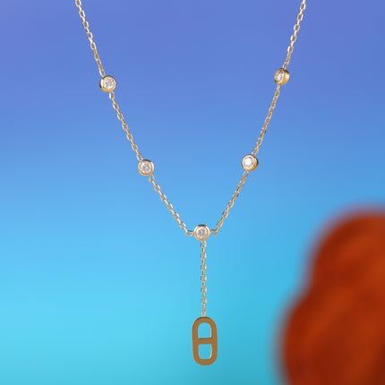 Collar Con Colgante En Forma De Doble D Con Cinco Diamantes Brillante De Acero Inoxidable