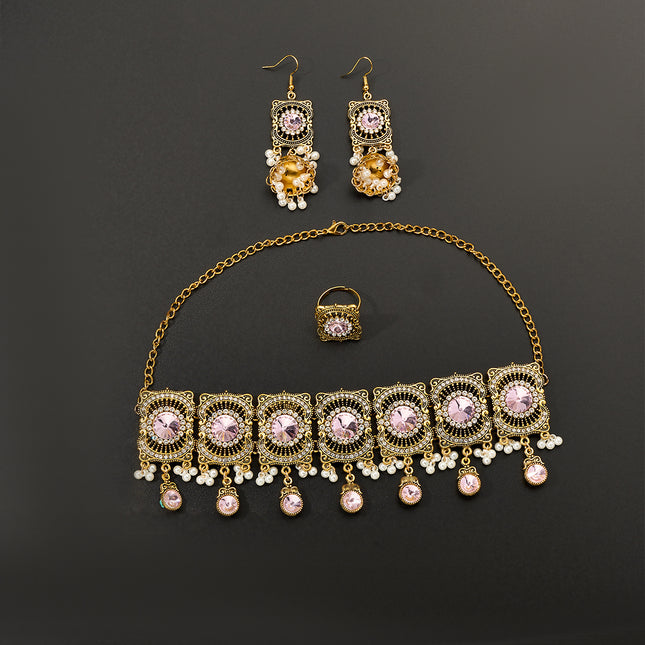 Conjunto De Collar, Aretes Y Anillo Con Flecos De Zirconia Rosa