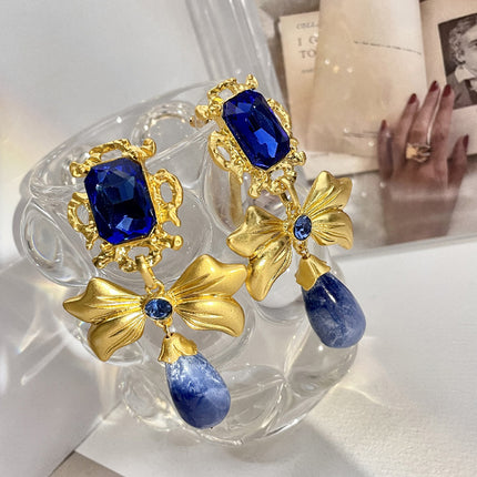 Aretes De Aleación Con Diseño De Lazo Y Piedras De Rhinestone