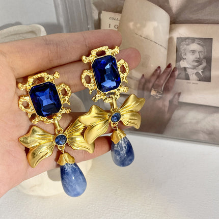 Aretes De Aleación Con Diseño De Lazo Y Piedras De Rhinestone