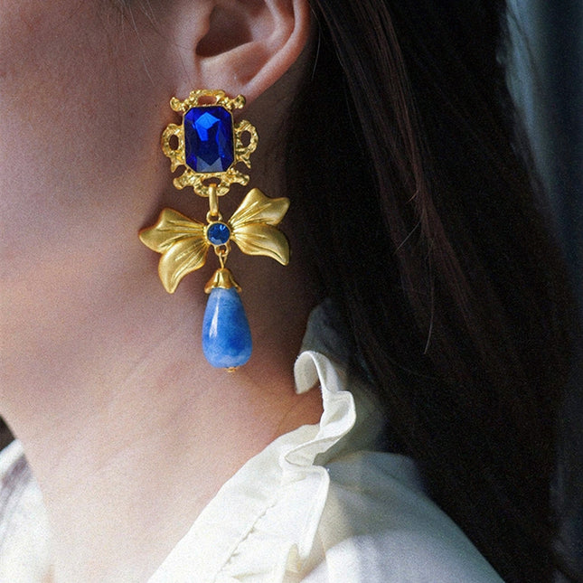 Aretes De Aleación Con Diseño De Lazo Y Piedras De Rhinestone