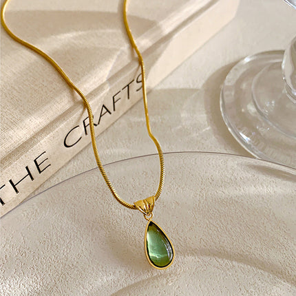 Collar De Cristal Verde En Forma De Gota, Elegante y Moderno