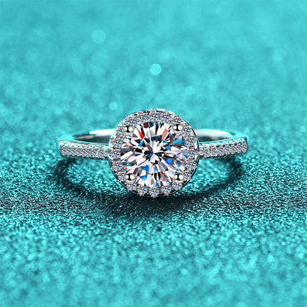 Anillo Con Diseño Geométrico Y Diamante Redondo De Plata 925