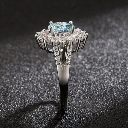 Anillo Geométrico Redondo Con Topacio Verde Y Diamantes De Cobre Chapado En Plata